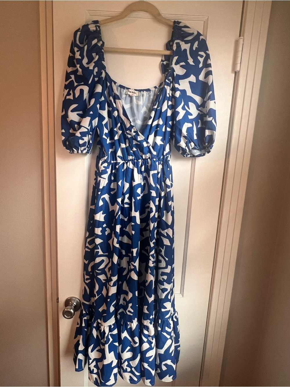 Blue and White Abstract Print Puff Sleeve Midi Dress